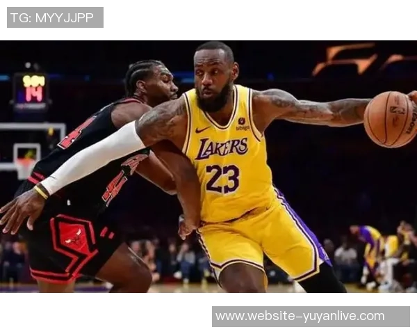 1997年湖人与公牛的巅峰对决回顾与传奇时刻重温 1997年湖人与公牛的巅峰对决回顾与传奇时刻重温