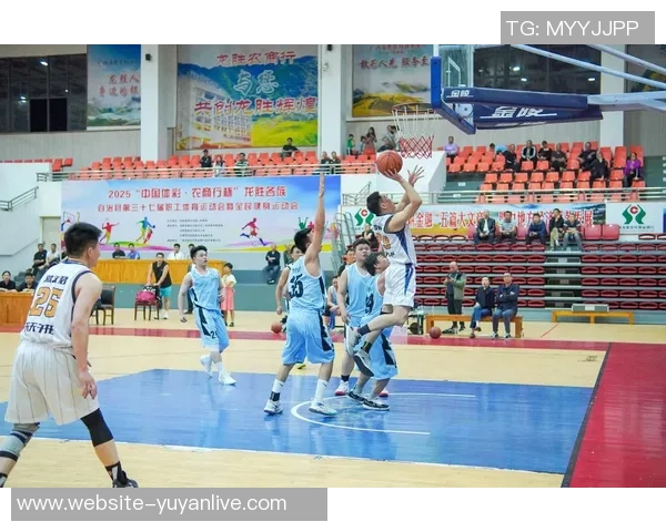 上海对阵辽宁篮球比赛在线直播全程回放及精彩瞬间分析